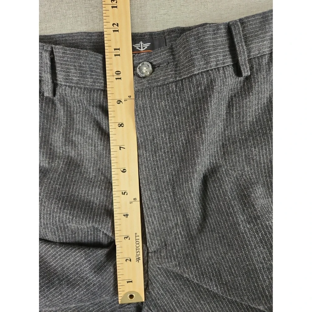 DOCKERS Men's D2 Signature Khaki Flat front Gray Striped Pants 36X28 Classic EUC